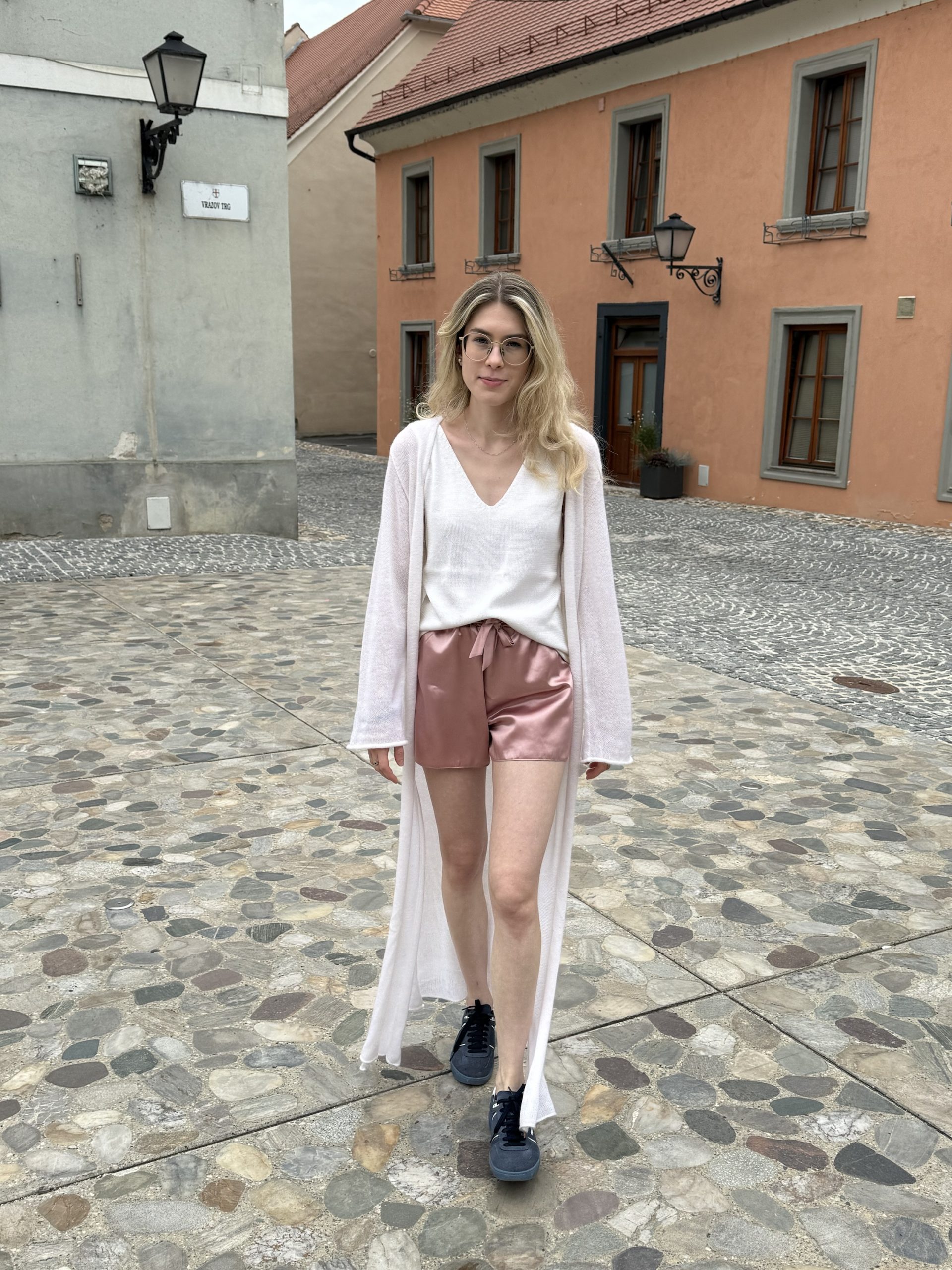 1. Svilene kratke hlače Cherry pink - Image 2
